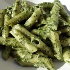Penne ze szpinakiem i serem - pyszne przepisy, które pokochasz