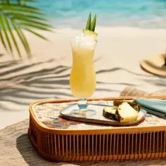Pyszny przepis na piña colada z rumem, który musisz spróbować