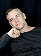 Mariusz Witkowski aktor: Fascynująca biografia i niezapomniane role