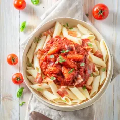 Szybkie i smaczne obiady z makaronem penne – proste przepisy na każdą okazję