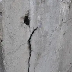 Jak skutecznie zabezpieczyć beton na zewnątrz przed zniszczeniem?