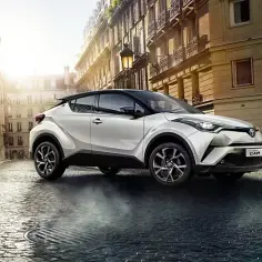 Ile przejedzie hybryda Toyoty? Zaskakujące zasięgi w trybie elektrycznym