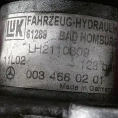 Pompa wspomagania Mercedes W211: Diagnoza, naprawa, koszty