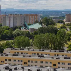 Jak dojechać do osiedla złotego wieku w Krakowie - sprawdź trasy i połączenia
