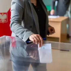 Ile kadencji może być prezydent miasta? Zaskakujące zasady i ograniczenia