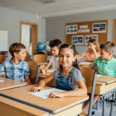 Od kiedy biologia w szkole podstawowej? Zaskakujące zmiany w programie