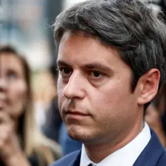 Kto jest prezydentem Francji? Odkryj zaskakujące fakty o Macronie