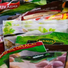 Jak prawidłowo wyrzucić opakowanie po przyprawach? Prosty sposób na ekologiczną utylizację