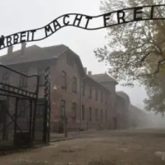 Ile czasu zajmuje zwiedzanie Auschwitz? Czas na refleksję i pamięć