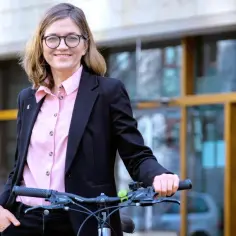 Magdalena Biejat jaka partia - kontrowersje i zmiany w polityce