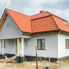 Ile kosztuje budowa domu parterowego 150m2? Sprawdź koszty