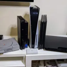 Ewolucja konsol PlayStation: od PS1, PS2, PS3, PS4 Pro do PS5. Historia gier na wyciągnięcie ręki.