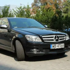 Mercedes C klasa W204 - szczegółowe informacje o specyfikacjach i osiągach