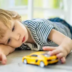 Gdzie oddać dziecko z autyzmem? Odkryj najlepsze opcje wsparcia