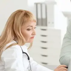 Czy lekarz rodzinny może wypisać receptę na leki psychotropowe? Sprawdź zasady