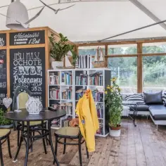 Gdzie zjeść w Brzeźnie? Odkryj top restauracje z widokiem