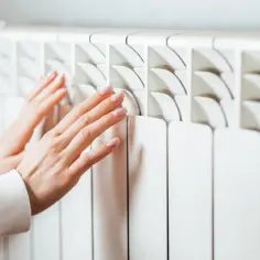 Combien de radiateurs sur un disjoncteur 10A pour éviter les risques électriques ?