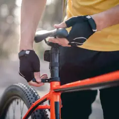 Jak wyregulować siodełko w rowerze, aby uniknąć bólu i dyskomfortu