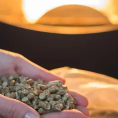 Czy można wyłączyć piec na pellet? Odkryj skutki i zasady bezpieczeństwa
