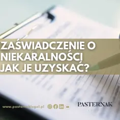 Zaświadczenie o niekaralności – dowiedz się, jak je uzyskać. Dłoń pisze na dokumencie.