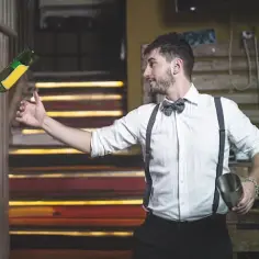 Ile kosztuje drink bar na wesele? Sprawdź, co wpływa na cenę