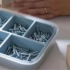Jakie kołki do szafek wiszących IKEA, aby uniknąć błędów przy montażu?