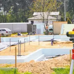 Co robi geodeta przy budowie domu? Kluczowe zadania na każdym etapie