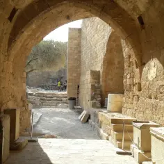 Akropol w Lindos: Magiczne schody historii, które zapierają dech w piersiach