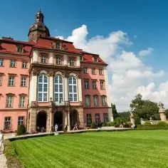 Sulechów atrakcje – odkryj ukryte skarby i zabytki miasteczka