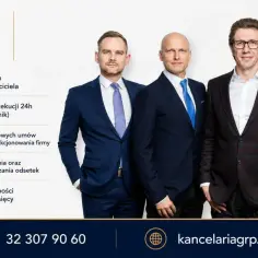 Czterech mężczyzn w garniturach, logo GRP Kancelaria i lista usług.