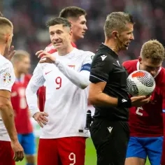 Polska na którym miejscu w piłce nożnej? Zaskakujące zmiany w rankingu