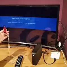 Jak podłączyć USB do telewizora i uniknąć problemów z odtwarzaniem