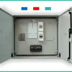 Jak otworzyć szafkę elektryczną bez ryzyka uszkodzeń i kosztów