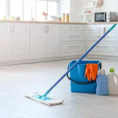 Skuteczne metody na usunięcie rys z gresu szkliwionego w Twoim domu