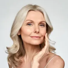 Jak zostać modelką 50 plus i spełnić marzenia o karierze w modelingu