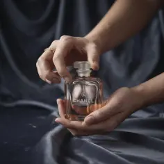 Jak otworzyć butelkę po perfumach bez jej uszkodzenia?