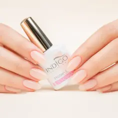 Manicure proteinowy co to jest i dlaczego warto go wypróbować?