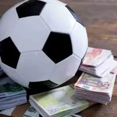 Ile zarabiają piłkarze futsalowi w Polsce? Zaskakujące różnice w wynagrodzeniach