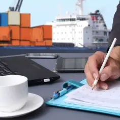 Technik spedytor czym się zajmuje – kluczowe obowiązki i umiejętności