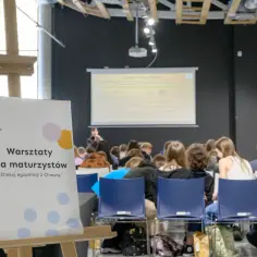 Czy po szkole w chmurze można iść na studia? Fakty i możliwości
