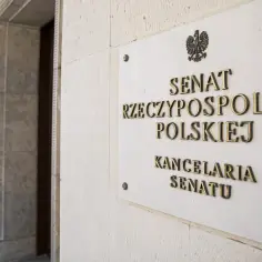 W Polsce jest Sejm czy Senat? Poznaj ich kluczowe różnice i role