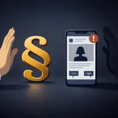 Dwie dłonie blokują paragraf i telefon z powiadomieniem. Czy to obrona przed prawem, czy przed cyfrowym nadzorem? #212kk