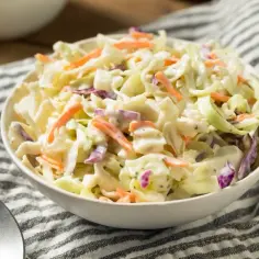 Jak zrobić sałatkę coleslaw - proste przepisy i najczęstsze błędy