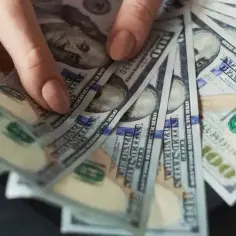 Waluty fiat a kryptowaluty: Kluczowe różnice, które musisz znać