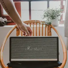 Jak zresetować głośnik bluetooth i naprawić problemy z połączeniem