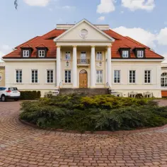 Zamek weselny w Osieczku – wszystko, co musisz wiedzieć przed organizacją wymarzonego wesela