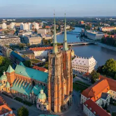 Katedra: Najnowsze ogłoszenia i wydarzenia dla wiernych
