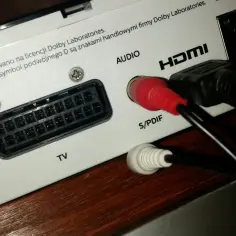 Premiumbox+ podłączony do kina domowego: prosta instrukcja krok po kroku