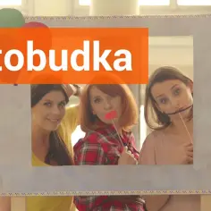 Jak łatwo zrobić fotobudkę z kartonu - krok po kroku z poradami