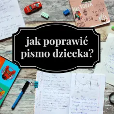 Zeszyty, długopisy i lupa sugerują ćwiczenia na poprawę pisma. Dziecko z dysgrafią może potrzebować takich pomocy.